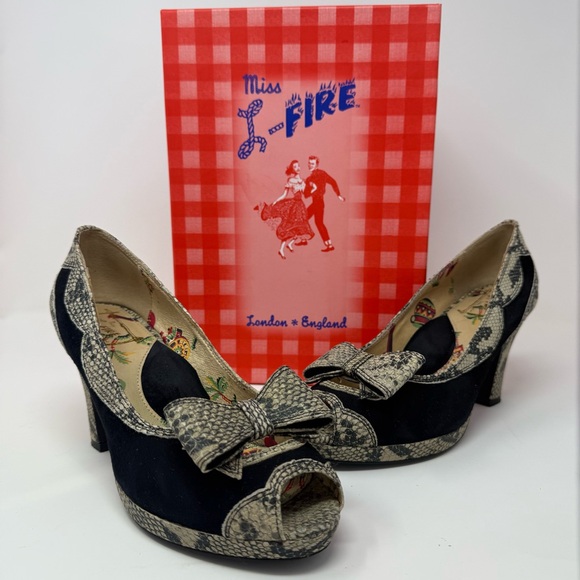 Miss L-Fire London Retro Bow Heels Snakeskin & Black Suede Size 38 (US 8) - Picture 1 of 16
